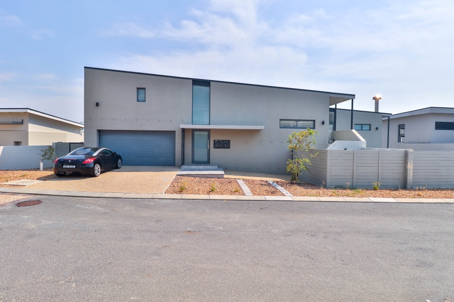 3 Bedroom Property for Sale in Fairhaven Country Estate Western Cape